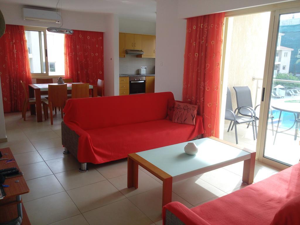 Elysia Park 9-202 Apartment Paphos Ngoại thất bức ảnh